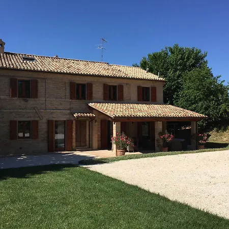 住宿加早餐酒店 Profumo Delle Marche Montefano