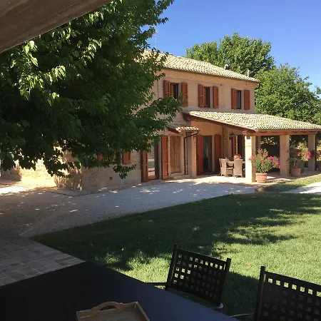 Profumo Delle Marche Bed & Breakfast Montefano